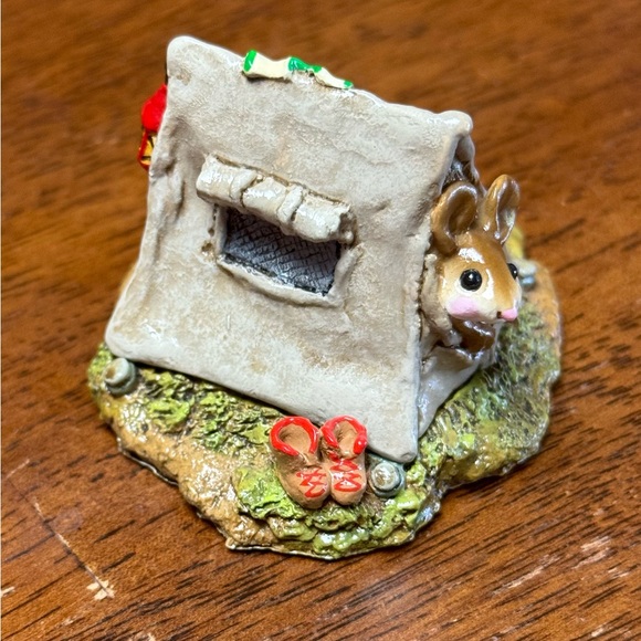 Wee Forest Folk Camping Out - Picture 1 of 5